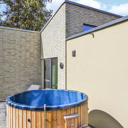 3 Bedroom In Lembruch-duemmer Holiday home Lembruch