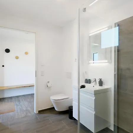 Gorgeous In Lembruchduemmer Casa vacanze