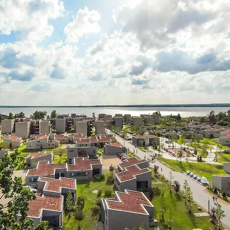 3 Bedroom In Lembruch-duemmer Holiday home Lembruch